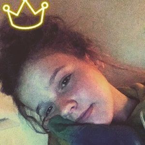 Meet your Posher, Harmony